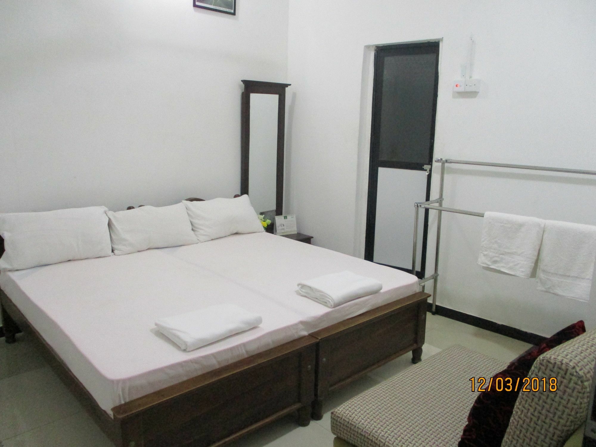 City Hotel 2* Colombo